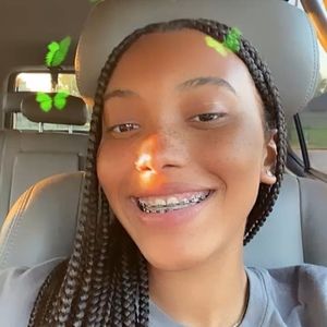 Meet your Posher, Natalie